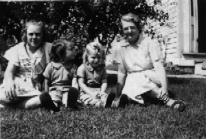 Bessie Tack & the Reardon sisters